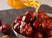 “الصحة” تُحذر من الإفراط في تناول التمر والعسل