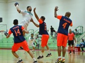 الفتح وهجر في صدارة أولى اليد