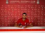 رسميًا.. ليفربول يعلن ضم جاكبو (صور)