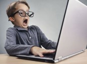 نصائح للآباء والأمهات.. كيف يتفادى طفلك مخاطر منصات التواصل الاجتماعي؟