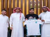 الأهلي يعلن التعاقد مع لاعب التعاون رسميًا