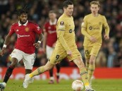 ليفاندوفسكي ينفعل على زميله بعد إقصاء برشلونة