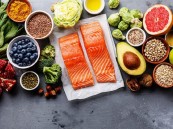 أطعمة تحافظ على نشاطك وتمنع علامات الشيخوخة بعد سن الأربعين