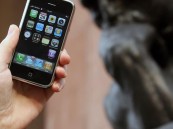 بأضعاف سعره 100 مرة .. أمريكية تبيع هاتف “آيفون” في مزاد بـ63 ألف دولار