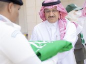 وزير التعليم يحتفي مع الطلاب بـ”يوم العلم” من أمام مبنى الوزارة