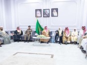 محافظ الأحساء يتفقّد مركز حرض ويلتقي بالأهالي