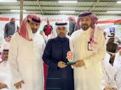 الطريفي والسبيعي يكرمون “الحبيب”