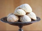 “سعود الطبية” لأصحاب الأمراض المزمنة: “قللوا من النشويات والكعك والمعمول”