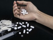 دوريات المجاهدين بالشرقية تقبض على مقيمين لترويجهما مادة الميثامفيتامين المخدر