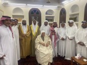 المستشار البيئي لحكومة عجمان بالإمارات يزور مدرسة القبة الشرعية بالأحساء