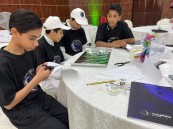 في بيئة الجاذبية الصغرى.. طلاب مدارس الأحساء يطبقون تجربة “الطائرة الورقية الفضائية”