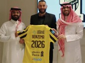 الاتحاد يتعاقد رسميا مع كريم بنزيما