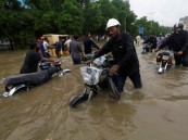 أجواء مناخية صعبة.. مقتل 16 شخصا وإصابة العشرات جراء الأمطار في باكستان