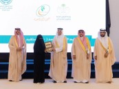 محافظ الأحساء يسلم عددا من الوحدات السكنية لمستفيدي الإسكان التنموي