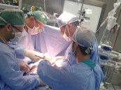 جراحة لمدة ساعة فقط.. استئصال ورم بحجم 3 كجم من بطن مريضة