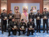 بالصور.. محافظ الأحساء يكرّم عددًا من منسوبي الدوريات الأمنية