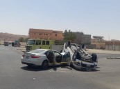 بالصور.. إصابة 4 أشخاص في حادث مروري مروع لسيارة ”هايلوكس” في العيون