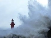 العالم يترقب.. إعصار “ساولا” يضرب تايوان قبل أن يتوجه إلى هونج كونج