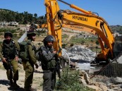 قوات الاحتلال الإسرائيلي تهدم منشأةً تجاريةً شمال الضفة الغربية