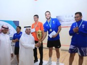 لاعب الهلال عبدالرحمن مصطفى يُتوج ببطولة الإسكواش التصنيفية