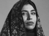 بالصور.. “العطية” تعالج الأسطح القديمة وتبتكر أعمال فنية معاصرة