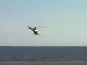 الطيران المدني بالإمارات: سقوط طائرة عمودية في البحر والبحث جار عن طاقمها