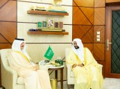 أمير المنطقة الشرقية يستقبل رئيس هيئة الأمر بالمعروف