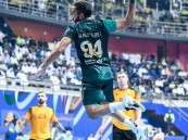 بدعم جماهيري.. الخليج يصعد لنهائي البطولة الآسيوية لليد