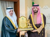 نائب أمير الشرقية يستقبل رئيس مجلس نادي ذوي الإعاقة بالمنطقة