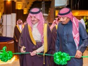 أمير الشرقية يدشن معرض وطن الشموخ التشكيلي