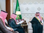 نائب أمير الشرقية يستقبل رئيس ديوانية التراث والأدب الشعبي بالمنطقة