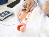 إنقاذ رضيع مصاب بمرض نادر وخطير في الخبر