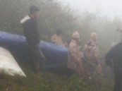 صور وفيديو لتحطم طائرة الرئيس الإيراني ووزير خارجيته.. ولحظة العثور عليها