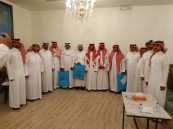 ليلة وفاء لأصحاب العطاء.. ابتدائية أنس بن مالك تحتفل بتقاعد “الصقر والخضيري والدخيل”