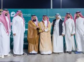 وكيل إمارة الشرقية يسلم كأس المنطقة بميدان الملك عبدالعزيز للفروسية