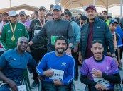 بالصور.. محافظ ⁧‫الأحساء‬⁩ يتقدم 14 ألف متسابق في سباق “الحسا تركض” 2025