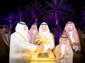 بالصور.. محافظ الأحساء يدشّن أعمال مشروع منتجع “دوست D2 ” السياحي