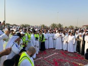 بالصور.. الرميلة تودّع أبناءها الأربعة ضحايا حادث الجبيل المأساوي