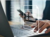 كيف تستفيد من مبادرة تمديد تأشيرات الزيارة المنتهية؟