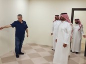 شريك إعلامي.. رئيس جمعية الطرف يتفقد أحد المنازل بعد ترميمه بدعم من أوقاف عبدالرحمن المشحن