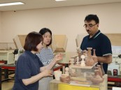 الأحساء تواصل رحلتها الإبداعية عالميا وتنقل تجربتها في تسويق الحرف إلى كوريا الجنوبية