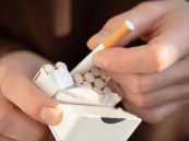 قرارات جديدة لتنظيم تقديم التبغ.. إلزام المنشآت بالابتعاد عن المساجد والمدارس