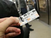 بعد 125 عامًا من الخدمة.. باريس تستغني نهائيًا عن تذاكر المترو الورقية