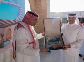 محافظ الأحساء يتفقد مشروع «منتجع بارسيلو العقير»