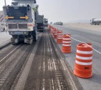 أمانة الأحساء تبدأ أعمال السفلتة في طريق الظهران من الدائري وحتى المبرز