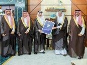 أمير الشرقية ينوّه بدعم القيادة للقطاع البلدي ويثمّن إنجازات أمانة المنطقة