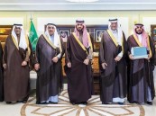نائب أمير الشرقية يهنئ أمانة المنطقة بمناسبة تحقيق جائزة تميز الأداء البلدي 2025م