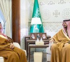نائب أمير المنطقة الشرقية يستقبل وزير التعليم