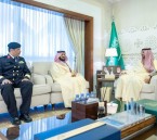 نائب أمير الشرقية يستقبل قائد حرس الحدود اللواء بحري علي الأحمري بالمنطقة
