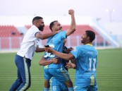 الجيل عبر السد وواصل الصدارة